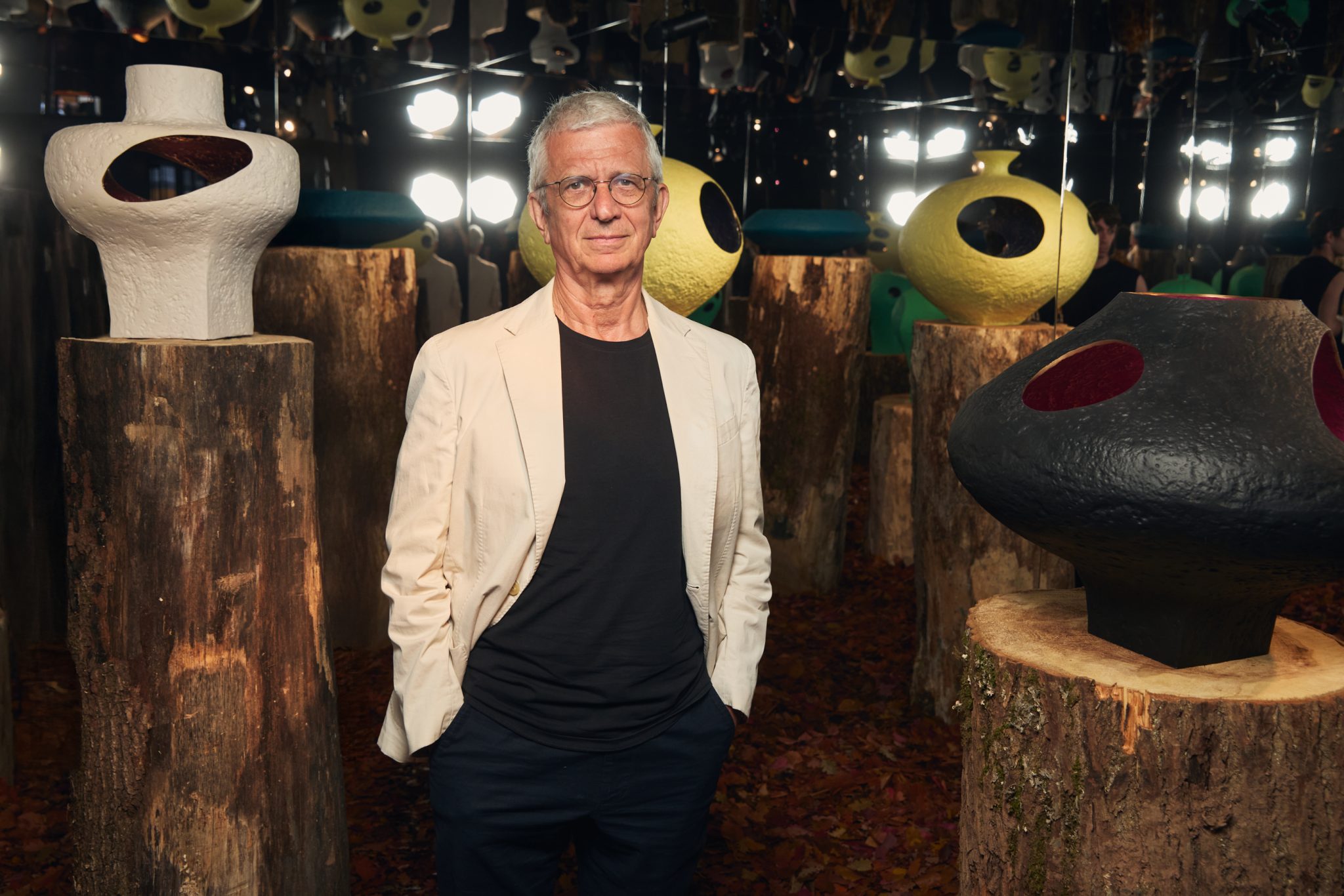  - Kris Van Assche’s Presents his Vase-Sculptures at Laffanour | Galerie Downtown