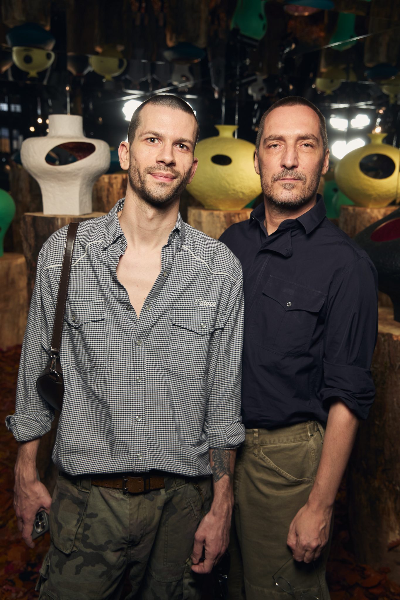  - Laffanour | Galerie Downtown accueille les vases-fleurs de Kris Van Assche