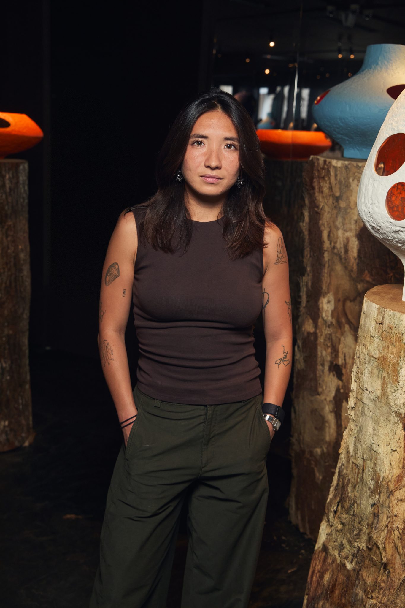  - Laffanour | Galerie Downtown accueille les vases-fleurs de Kris Van Assche