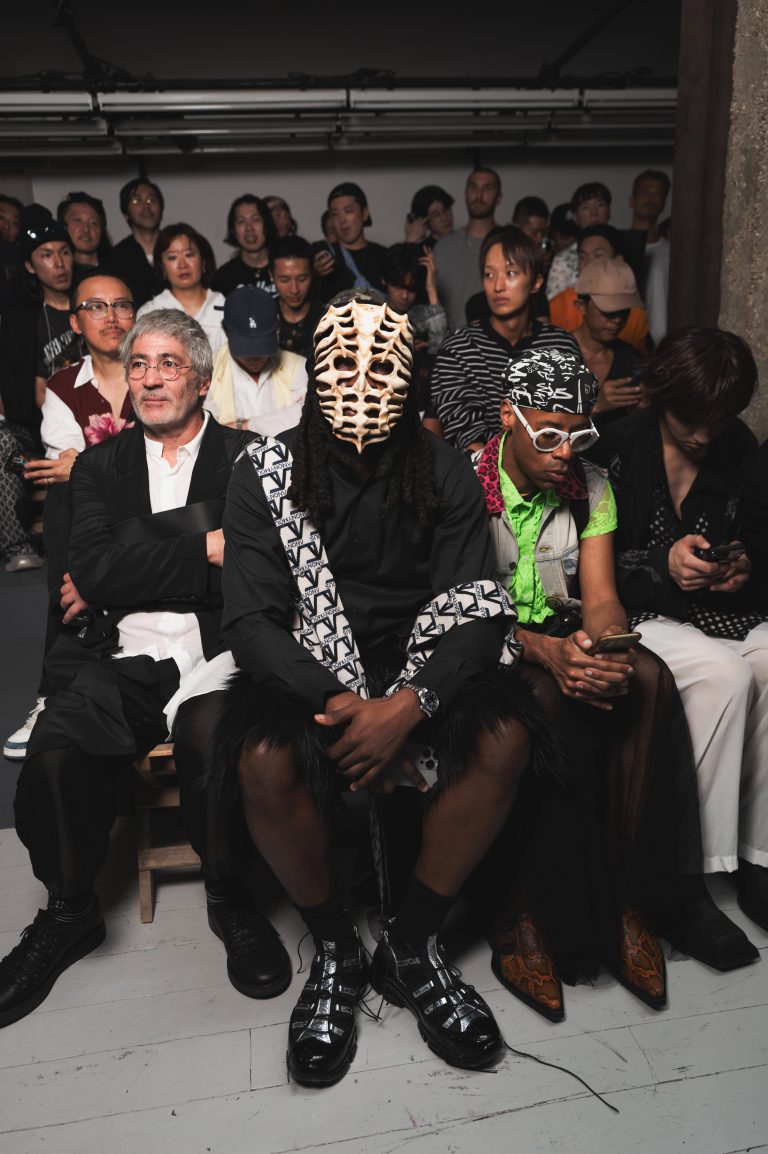  - La poésie et la puissance de Yohji Yamamoto bousculent le consensus de la Fashion Week