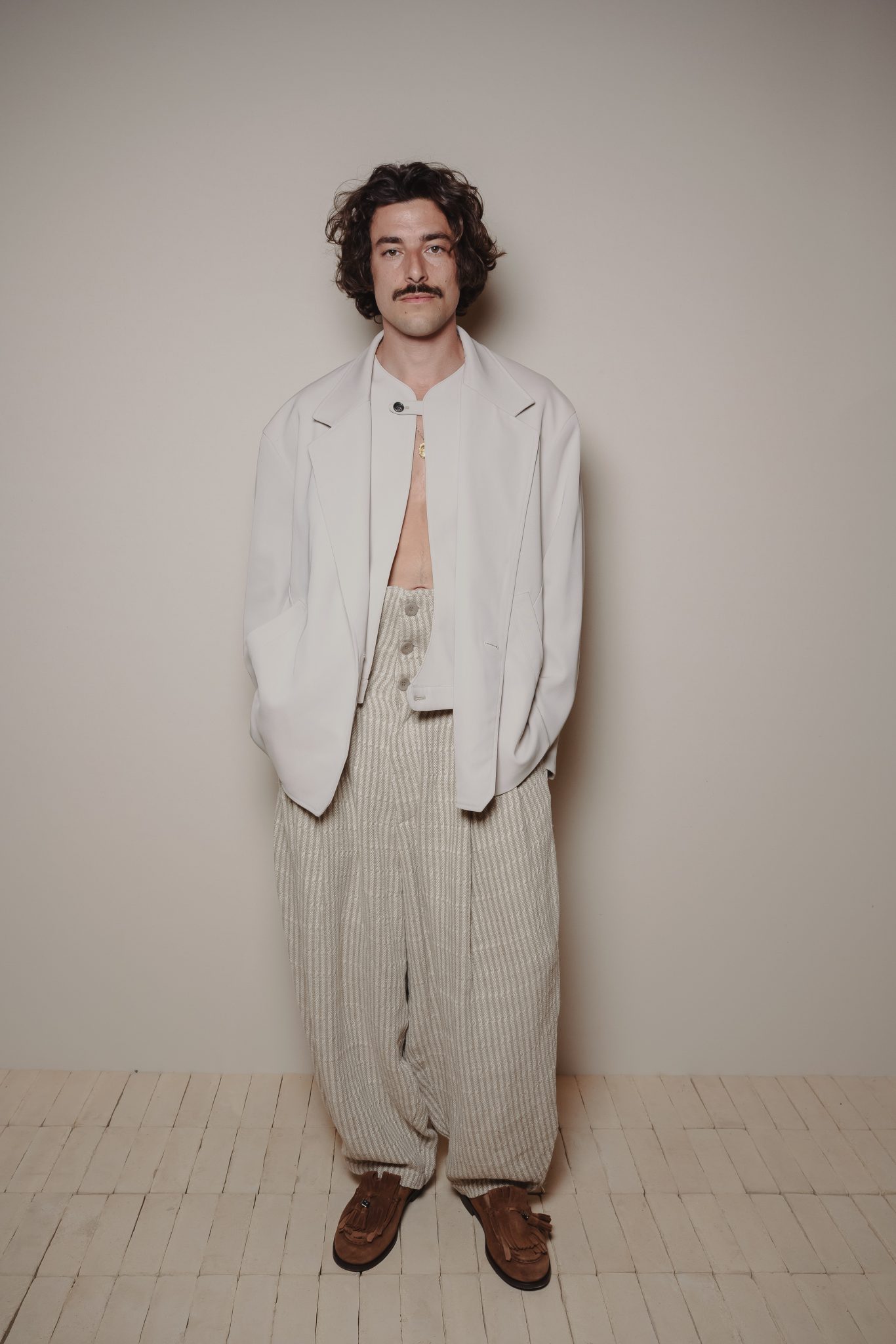  - Emporio Armani riparte dalle origini