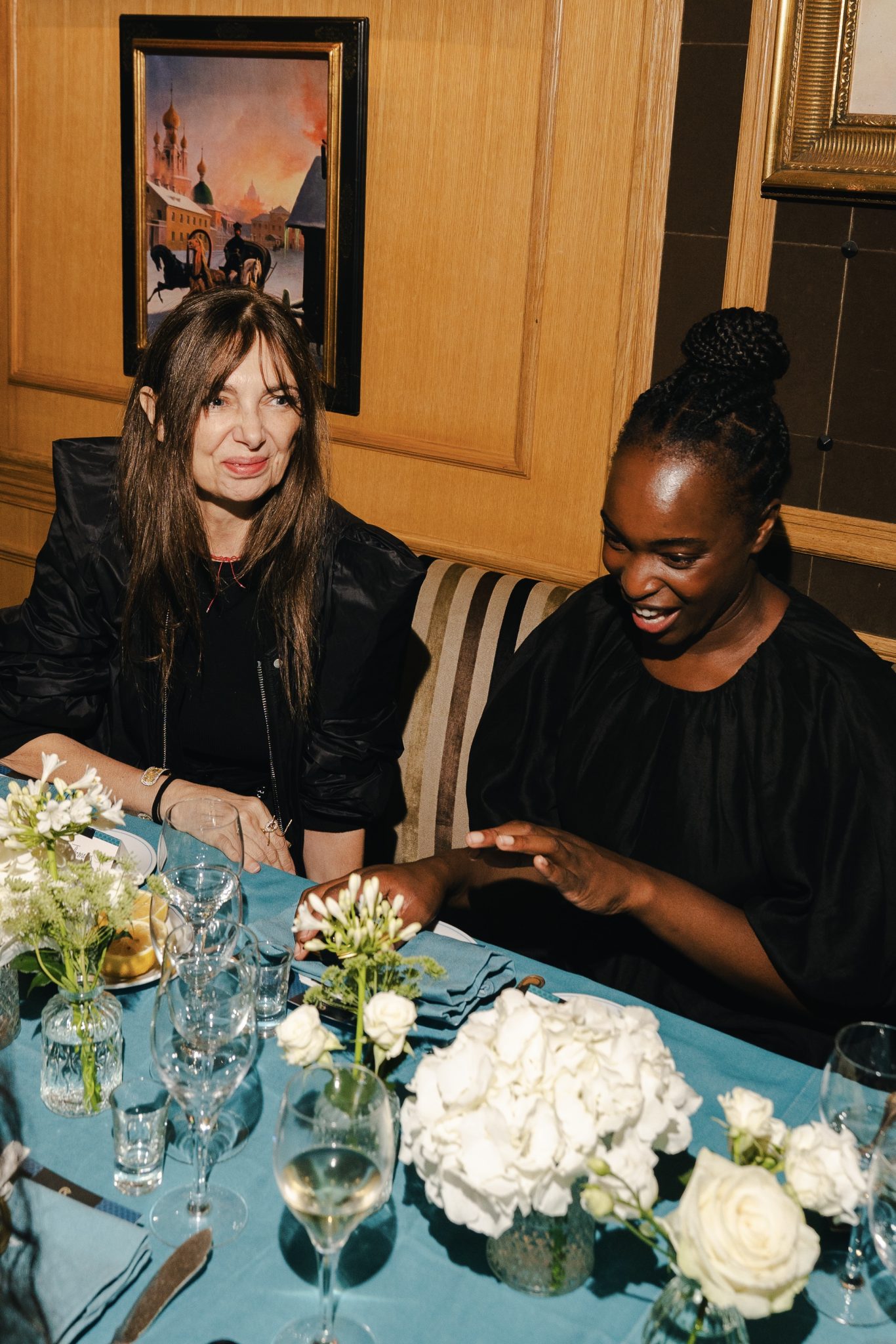  - 11 Juillet fait ses débuts à Paris pendant la Haute Couture