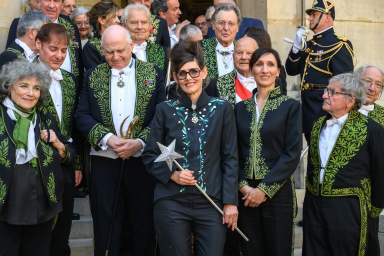  - Nina Childress fait son entrée à l’Académie des Beaux-Arts