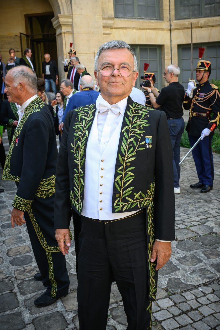  - Nina Childress fait son entrée à l’Académie des Beaux-Arts