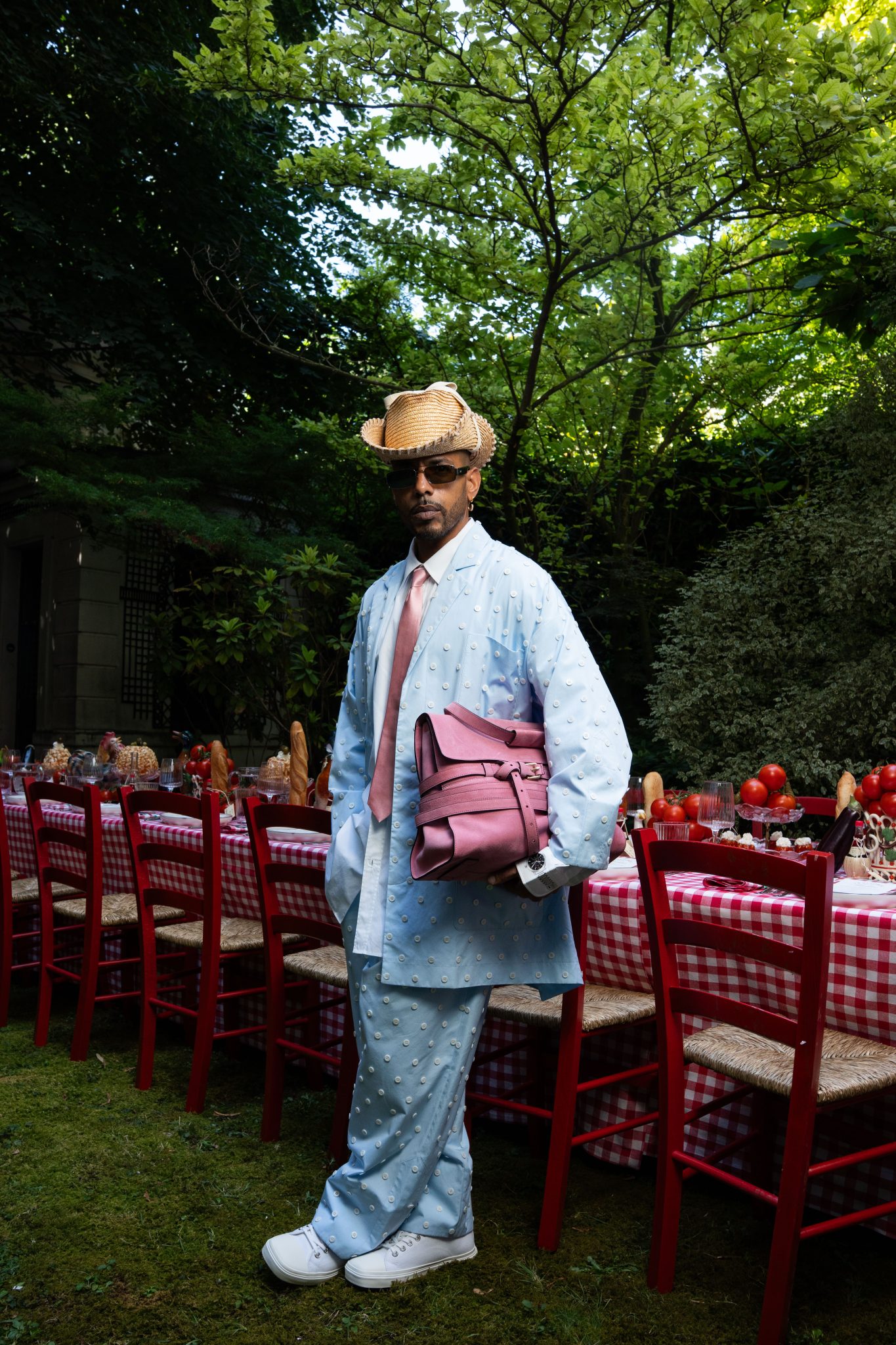  - Moschino dévoile ses nouveaux modèles de lunettes pendant la semaine de la Haute Couture