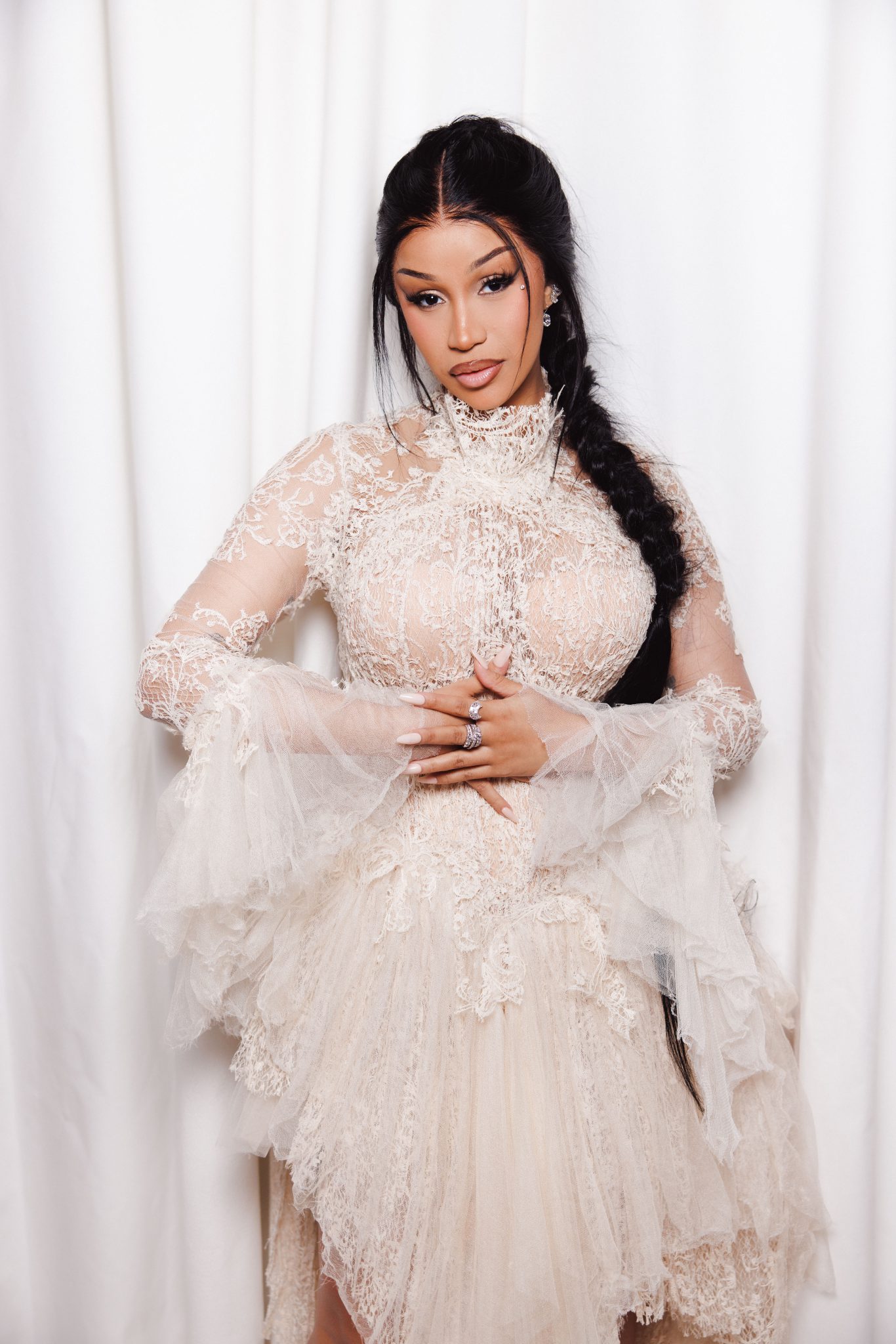  - Ashi Studio Revisits the Vogue of Yesteryear