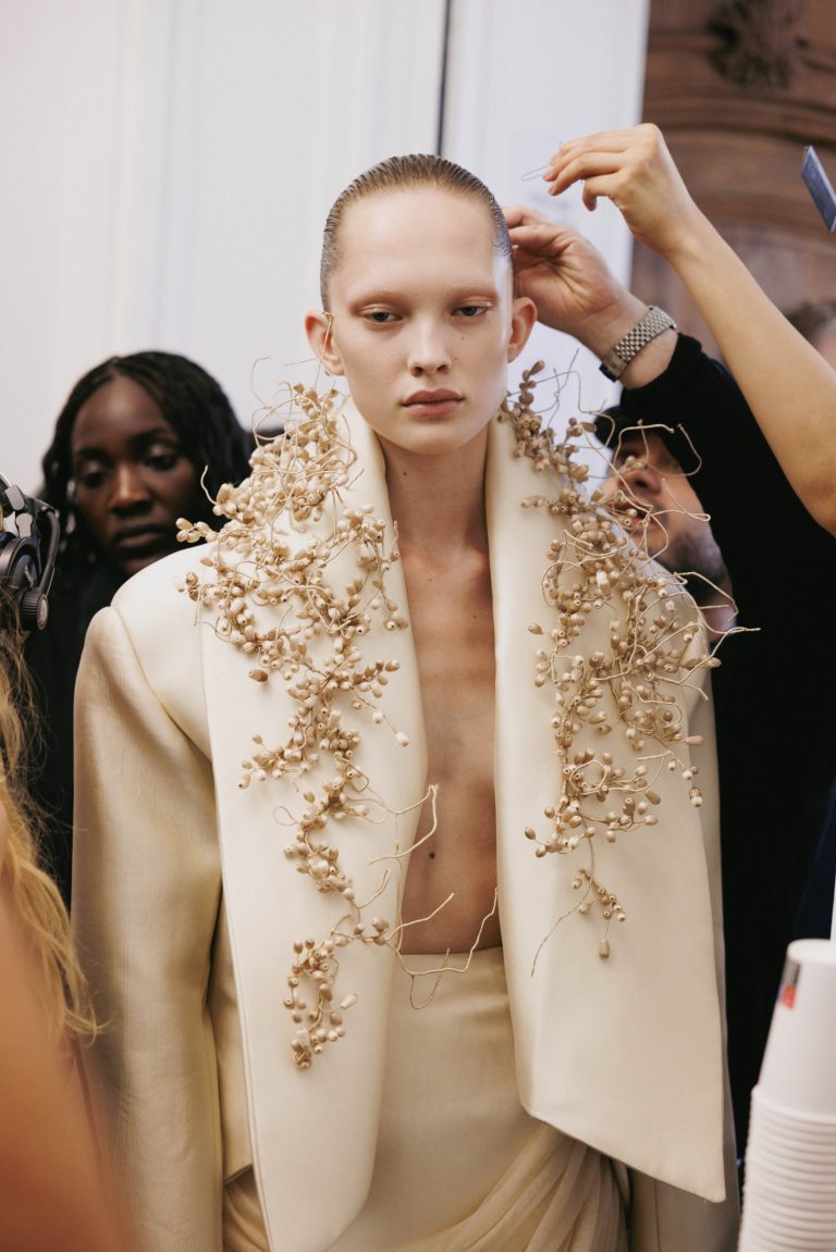 Ashi Studio fait renaître les tendances mode d’antan