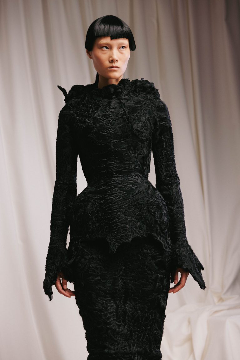 Ashi Studio Revisits the Vogue of Yesteryear