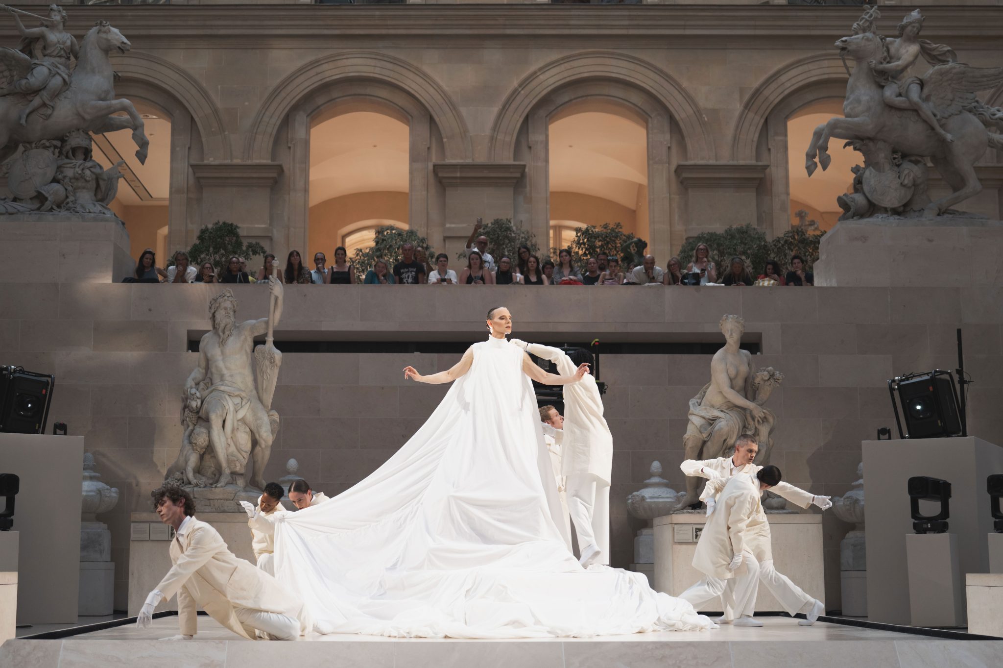  - The Louvre Celebrates Couture with an Exceptional Night Programme