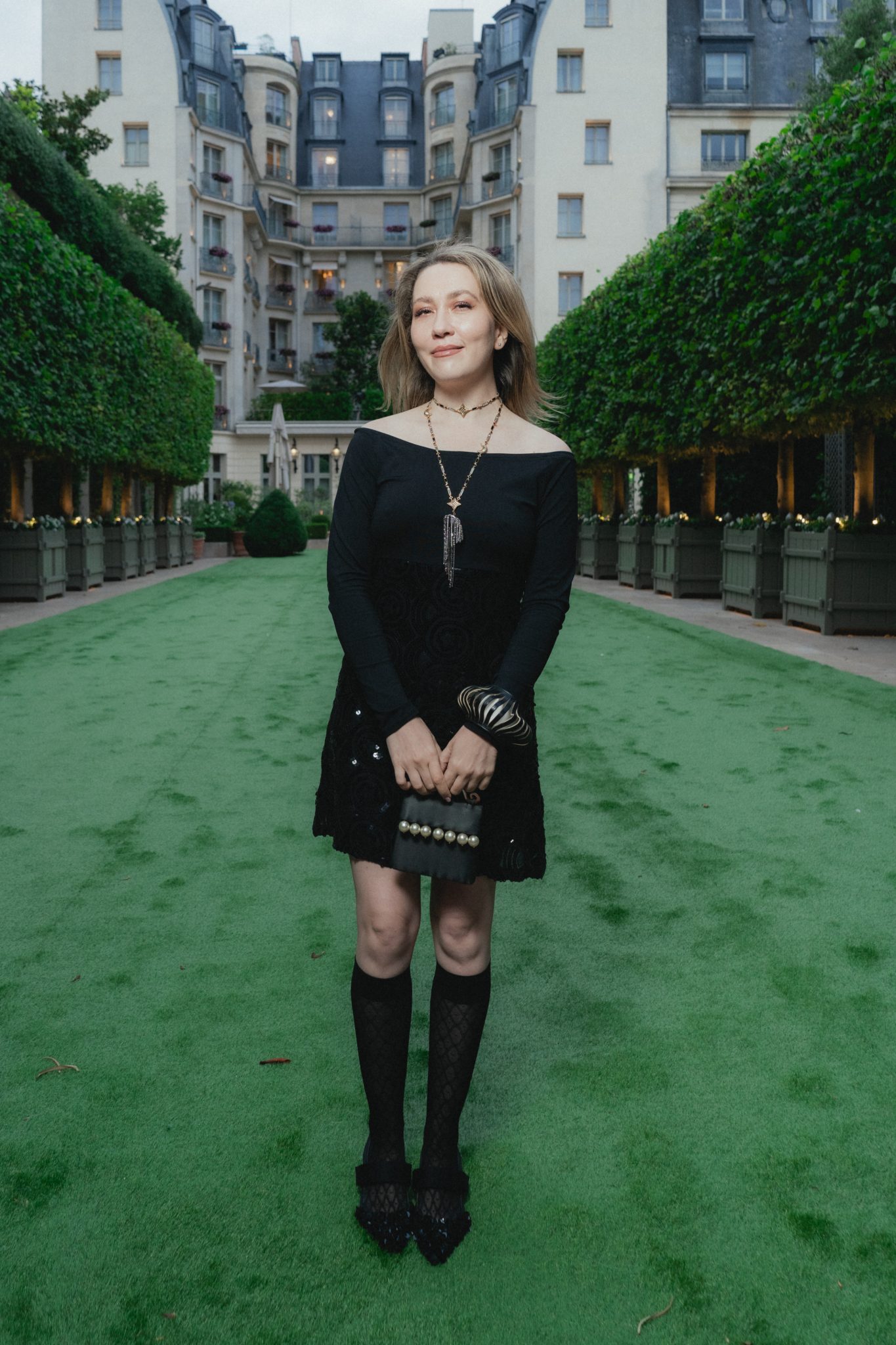  - Tasaki déploie ses précieuses ailes dans les jardins du Ritz Paris