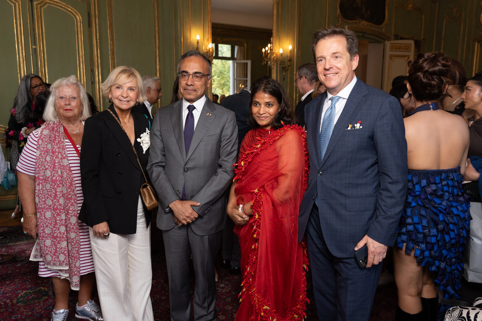  - Les silhouettes fantastiques de Vaishali S Couture s’emparent de la résidence de l’ambassadeur indien à Paris