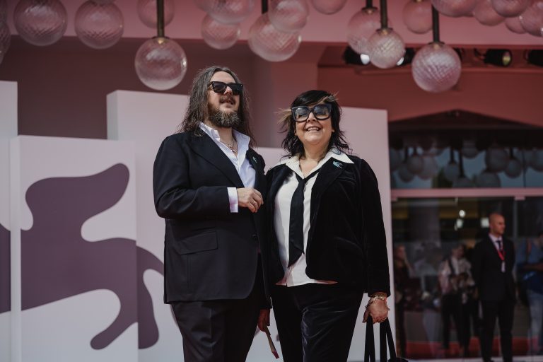  - Tilda Swinton attire tous les regards lors de l’avant-première de “Broken English”