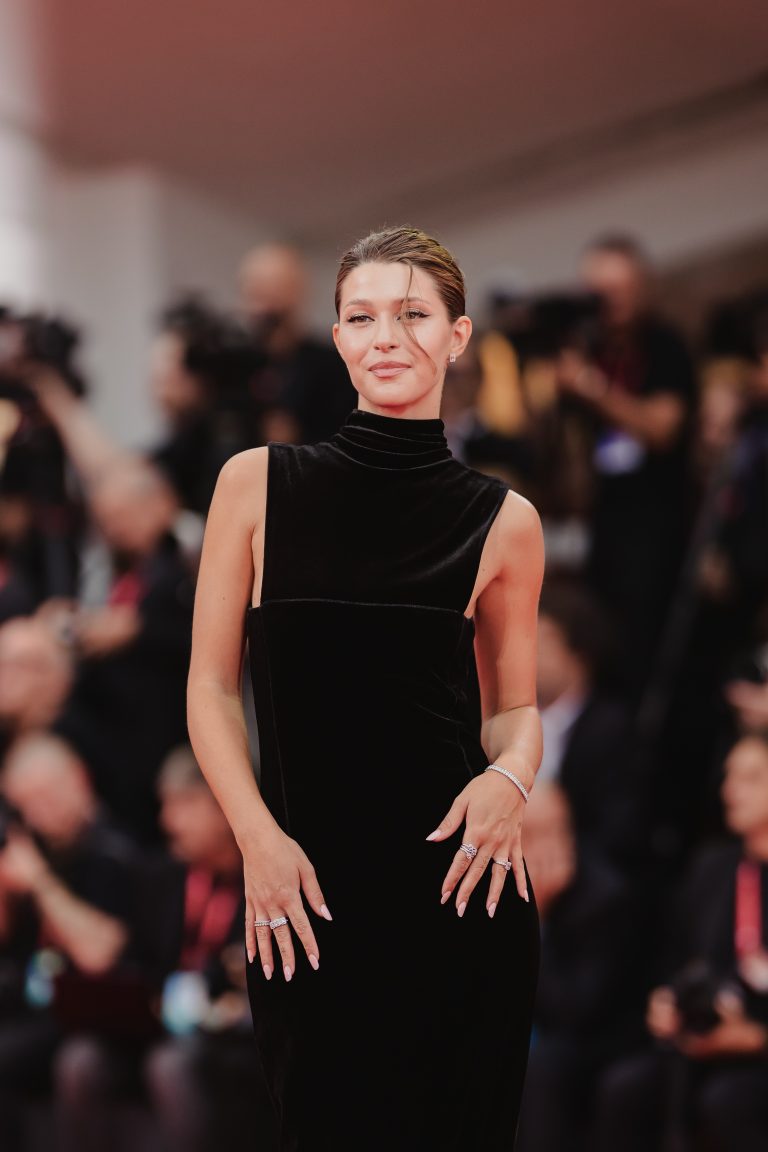  - Pluie, abeilles et aliens : Yorgo Lanthimos célèbre son retour à Venise avec “Bugonia”