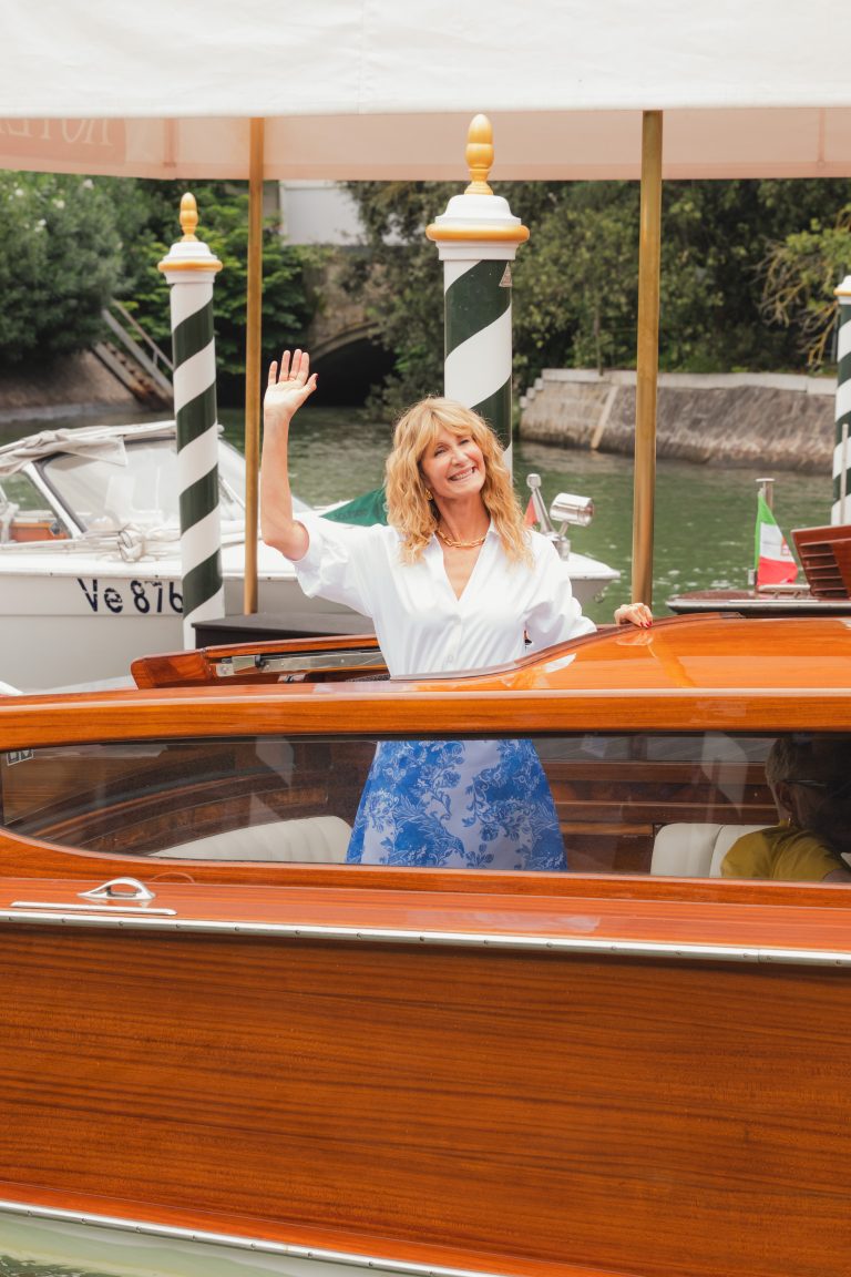  - A Venise, George Clooney inaugure le tapis rouge de l’Excelsior