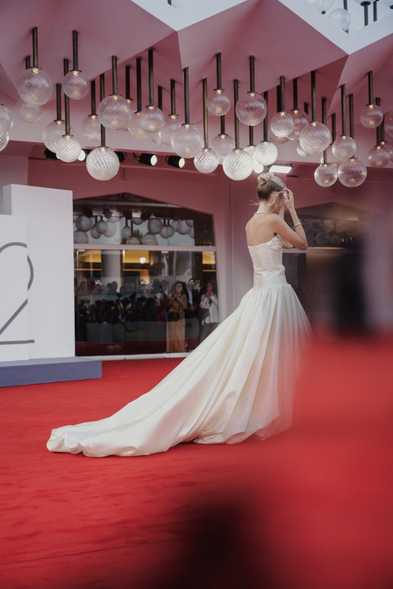 Frankenstein di Del Toro incanta Venezia 82: un’epopea sull’essere umani