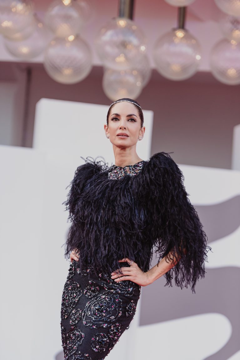  - Frankenstein di Del Toro incanta Venezia 82: un’epopea sull’essere umani