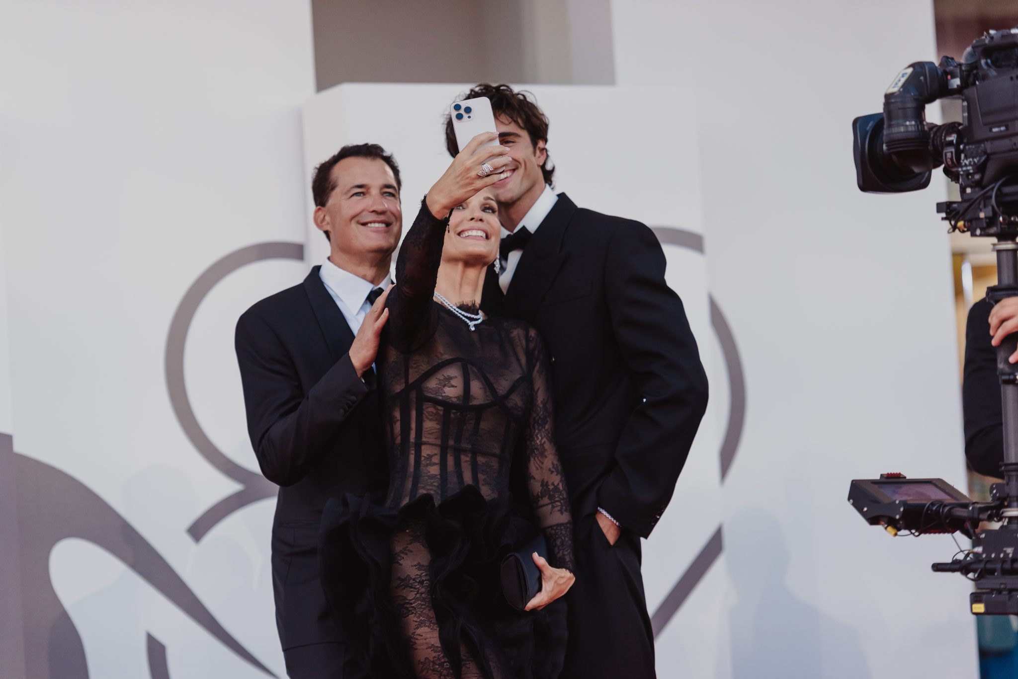  - Del Toro présente « Frankenstein », une épopée sur ce que signifie être humain