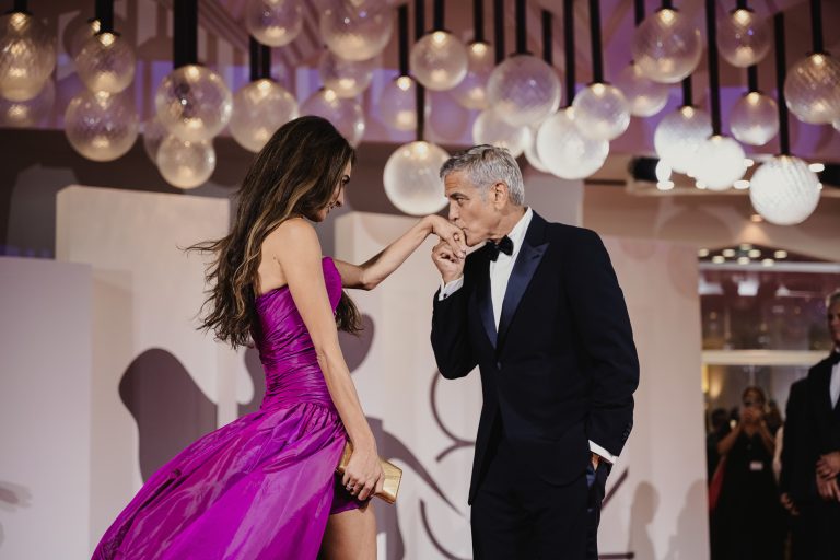  - Jay Kelly, tra ironia e malinconia: Clooney conquista Venezia 82