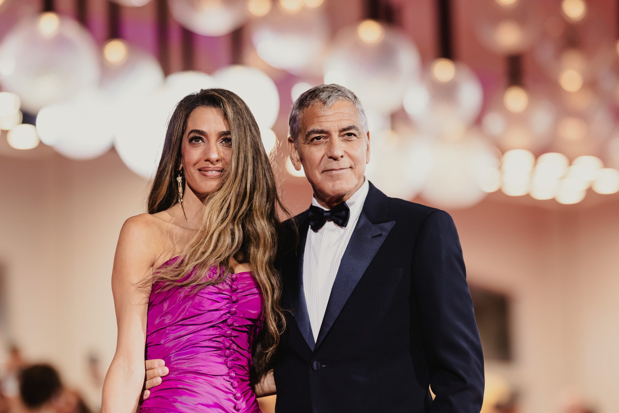  - Clooney Navigates Irony and Melancholy with Grace in “Jay Kelly”