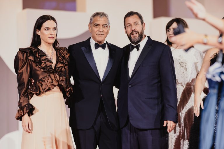  - Jay Kelly, tra ironia e malinconia: Clooney conquista Venezia 82