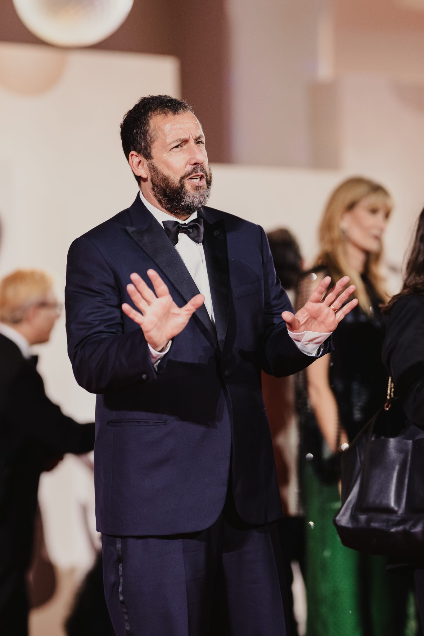  - George Clooney incarne Jay Kelly, héros ironique et mélancolique