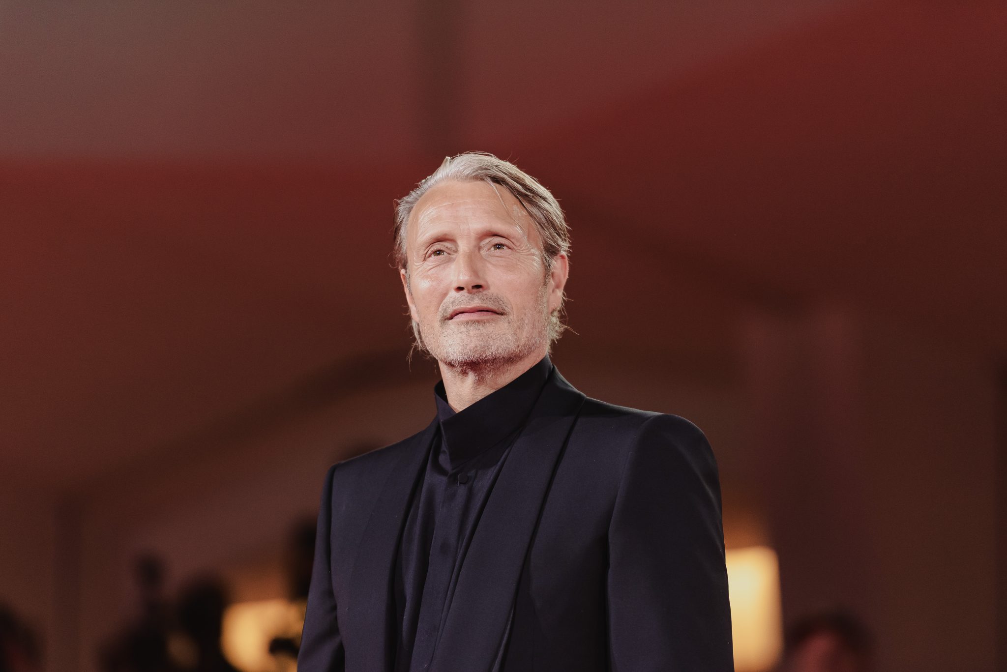  - Mads Mikkelsen Lands in Venice for the Premiere of “The Last Viking”