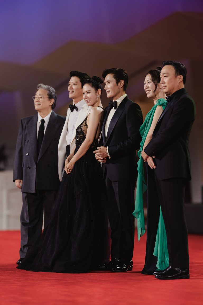  - Park Chan-Wook fait sensation avec « No Other Choice », un drame sur la dignité et la résilience