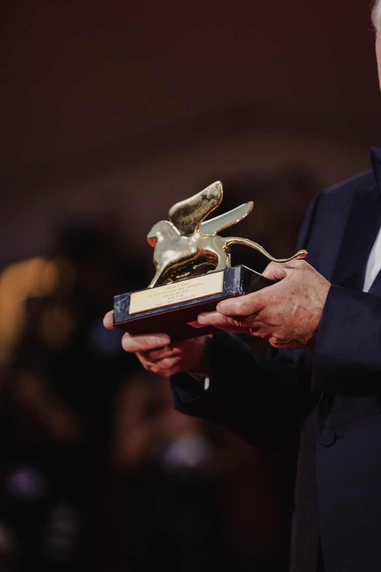 Coup d’envoi de la 82e Mostra de Venise : un tapis rouge d’exception