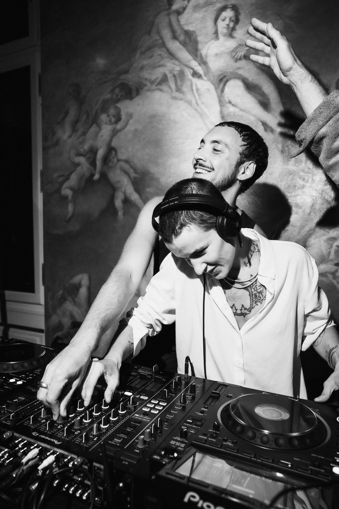  - rideau. clôture la Mostra dans la règle de l’Art