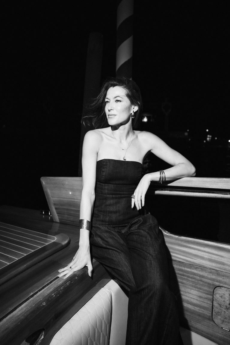  - rideau. clôture la Mostra dans la règle de l’Art