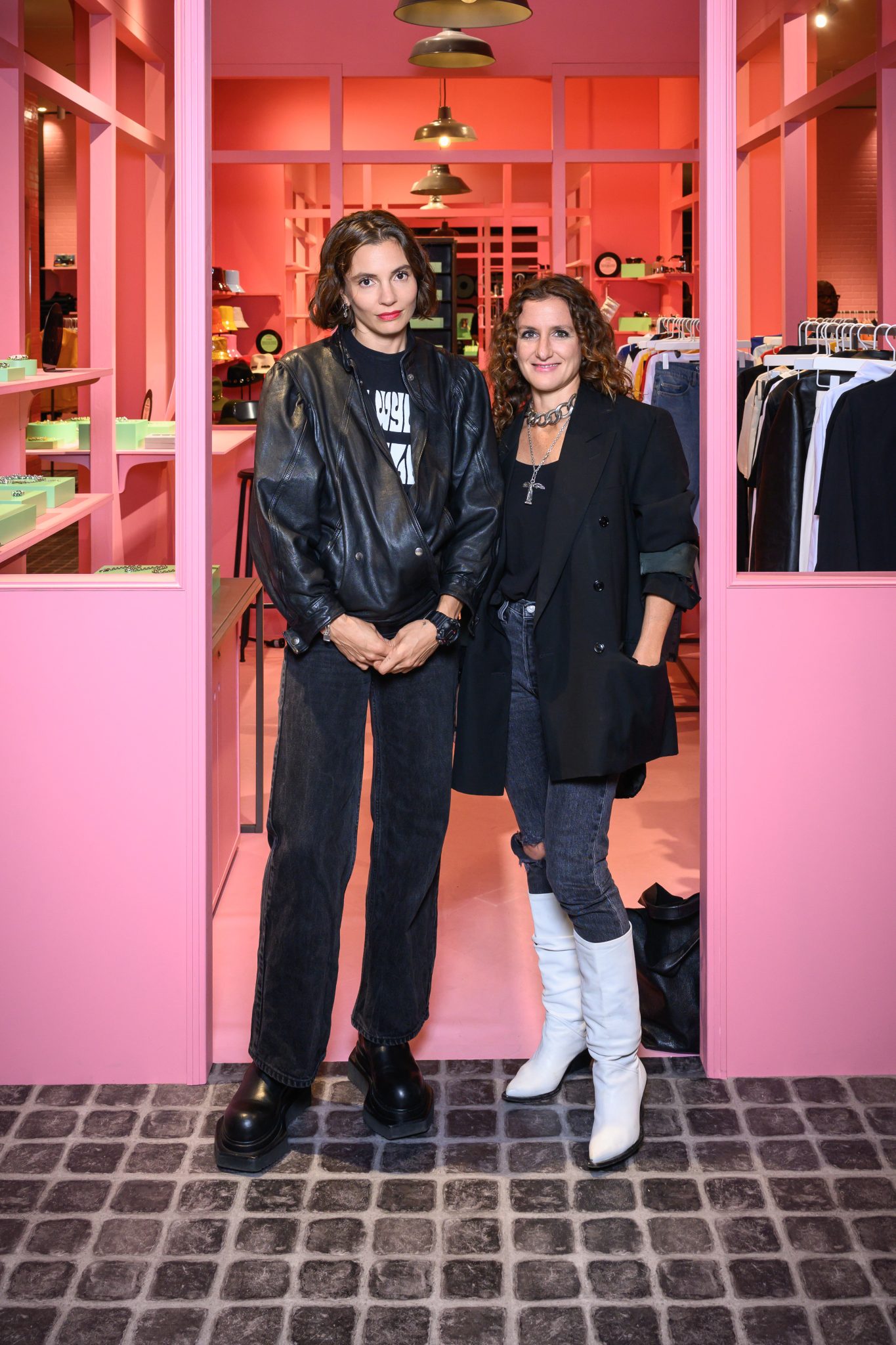  - ROCK’N’DRÔLE, le Rock s’empare du Bon Marché avec Antoine de Caunes 