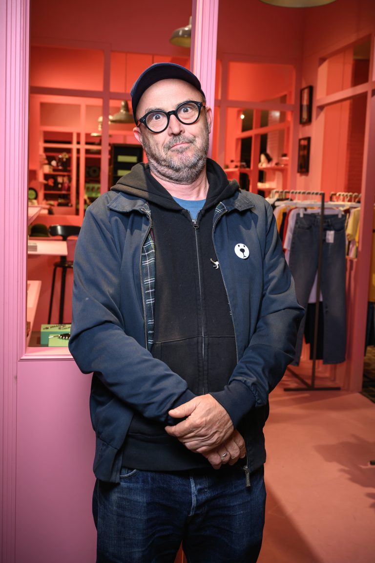  - ROCK’N’DRÔLE, le Rock s’empare du Bon Marché avec Antoine de Caunes 