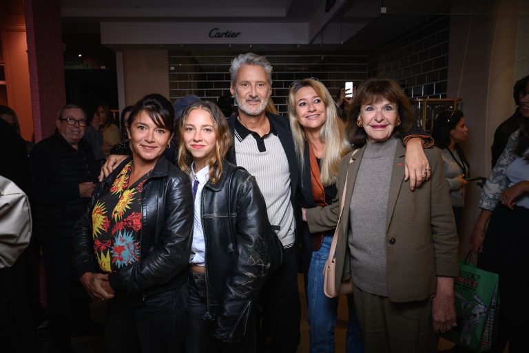  - ROCK’N’DRÔLE, le Rock s’empare du Bon Marché avec Antoine de Caunes 