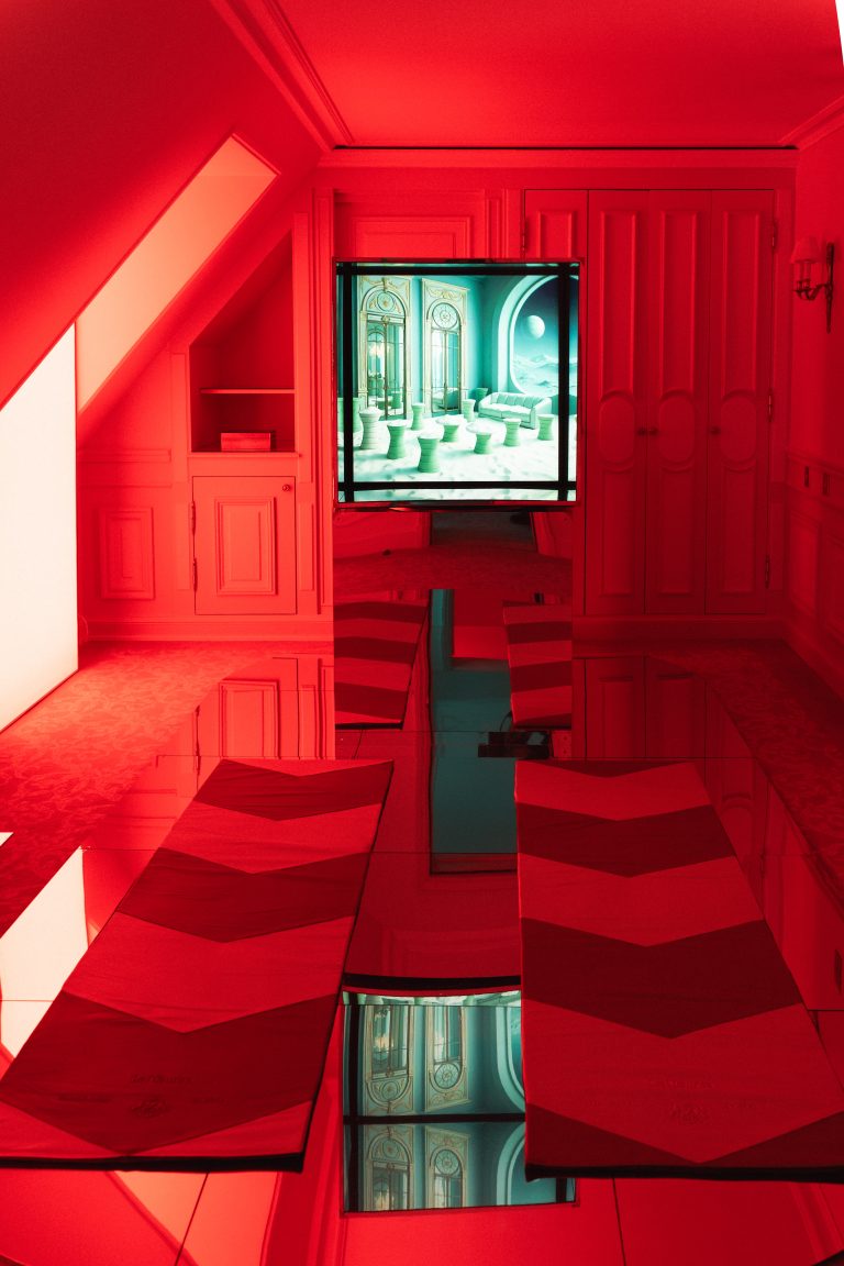 Entre songes et sensations, Le Meurice signe une expérience hôtelière éphémère avec Things From et Isska