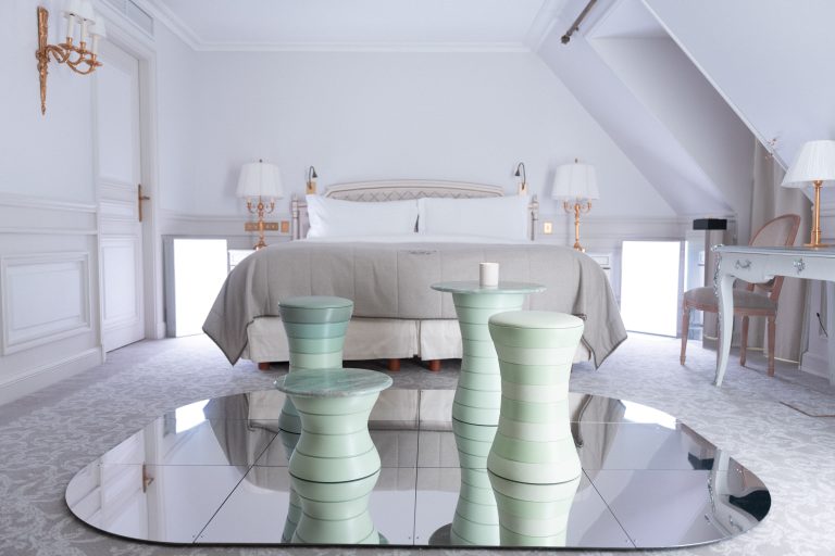 Entre songes et sensations, Le Meurice signe une expérience hôtelière éphémère avec Things From et Isska