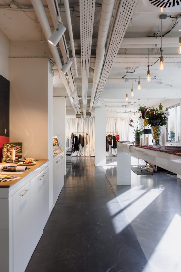 2025, IKKS dévoile sa nouvelle identité de marque