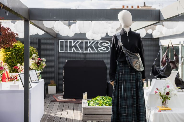 2025, IKKS dévoile sa nouvelle identité de marque