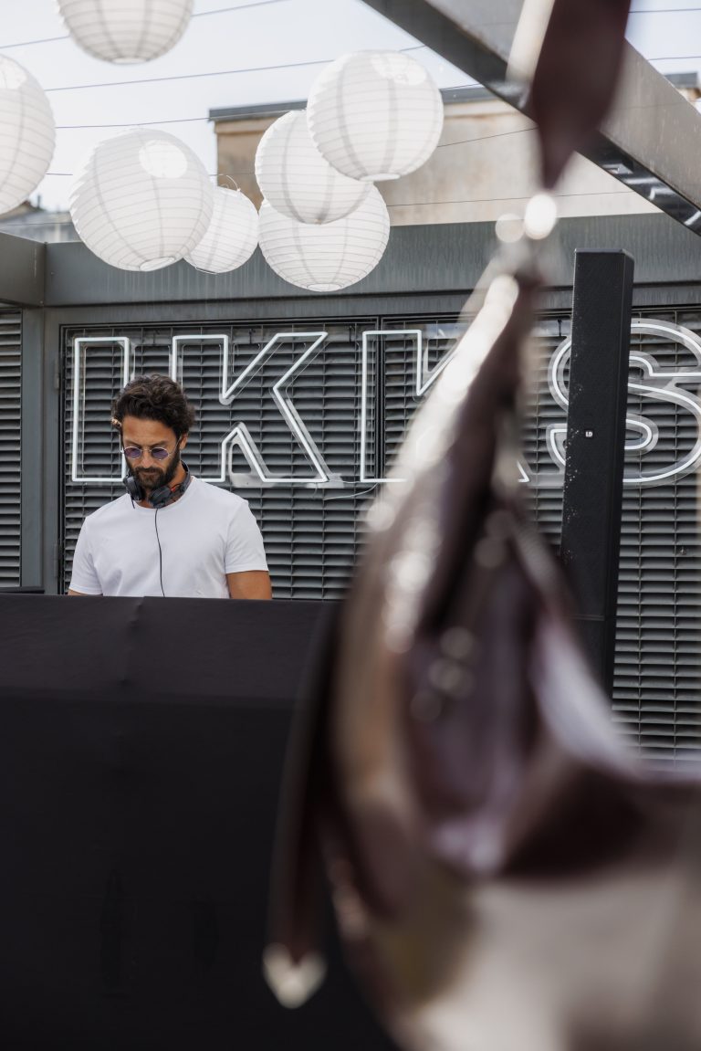  - 2025, IKKS dévoile sa nouvelle identité de marque