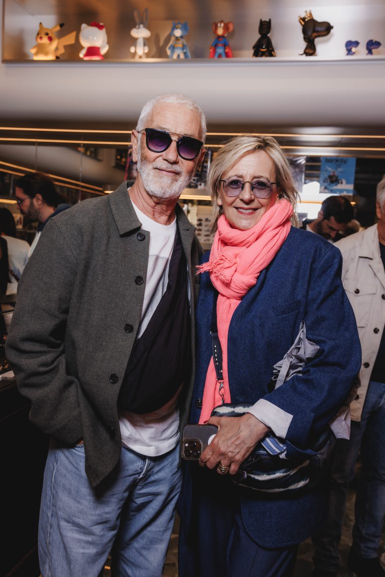  - Lexon et Jeff Koons mélangent art et technologie