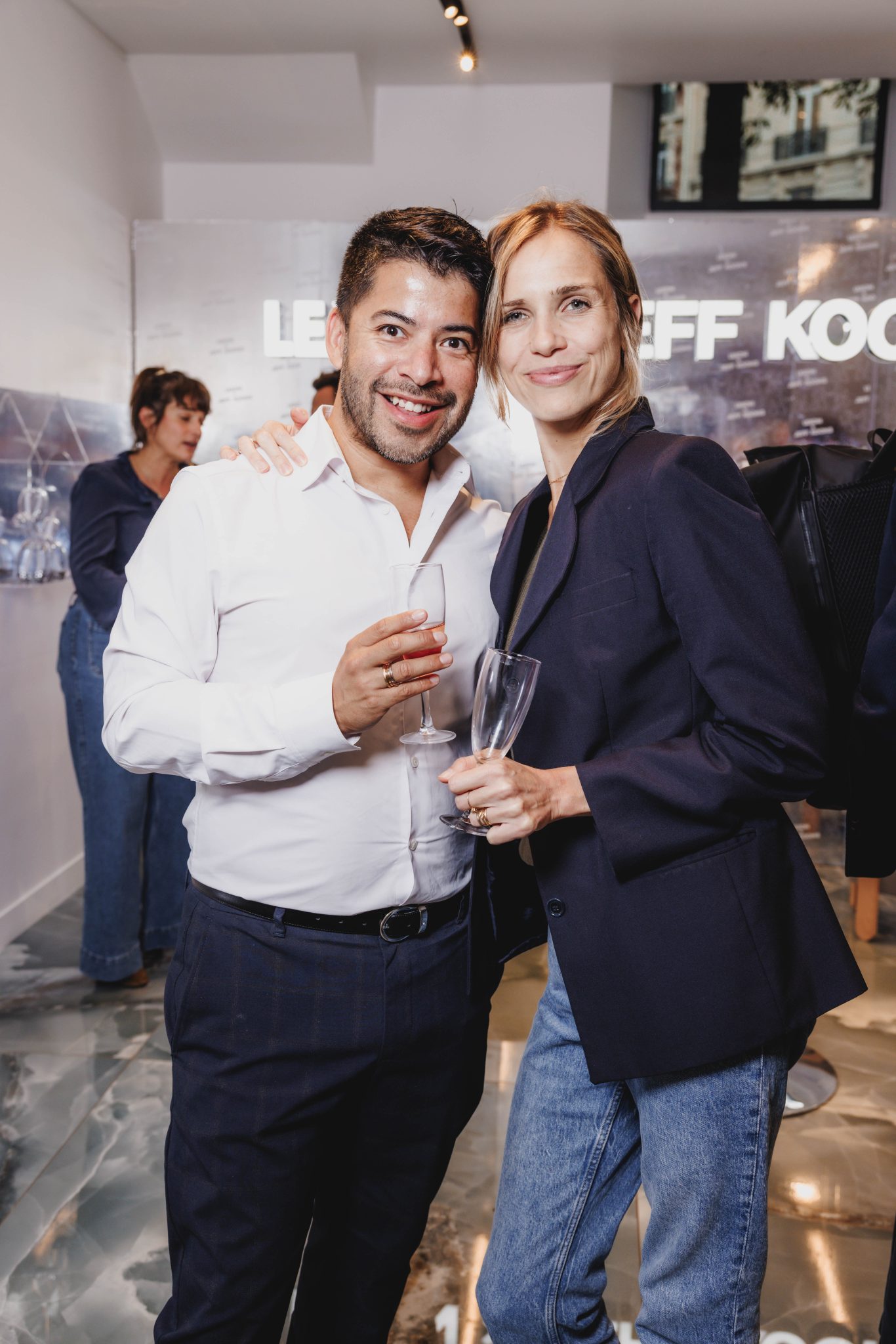  - Lexon et Jeff Koons mélangent art et technologie