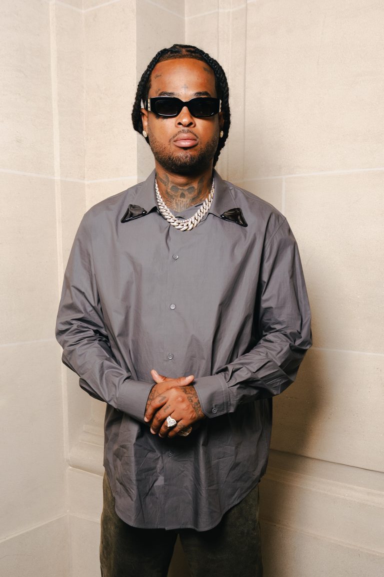  - Le premier défilé de Post Malone à Paris électrise la rentrée