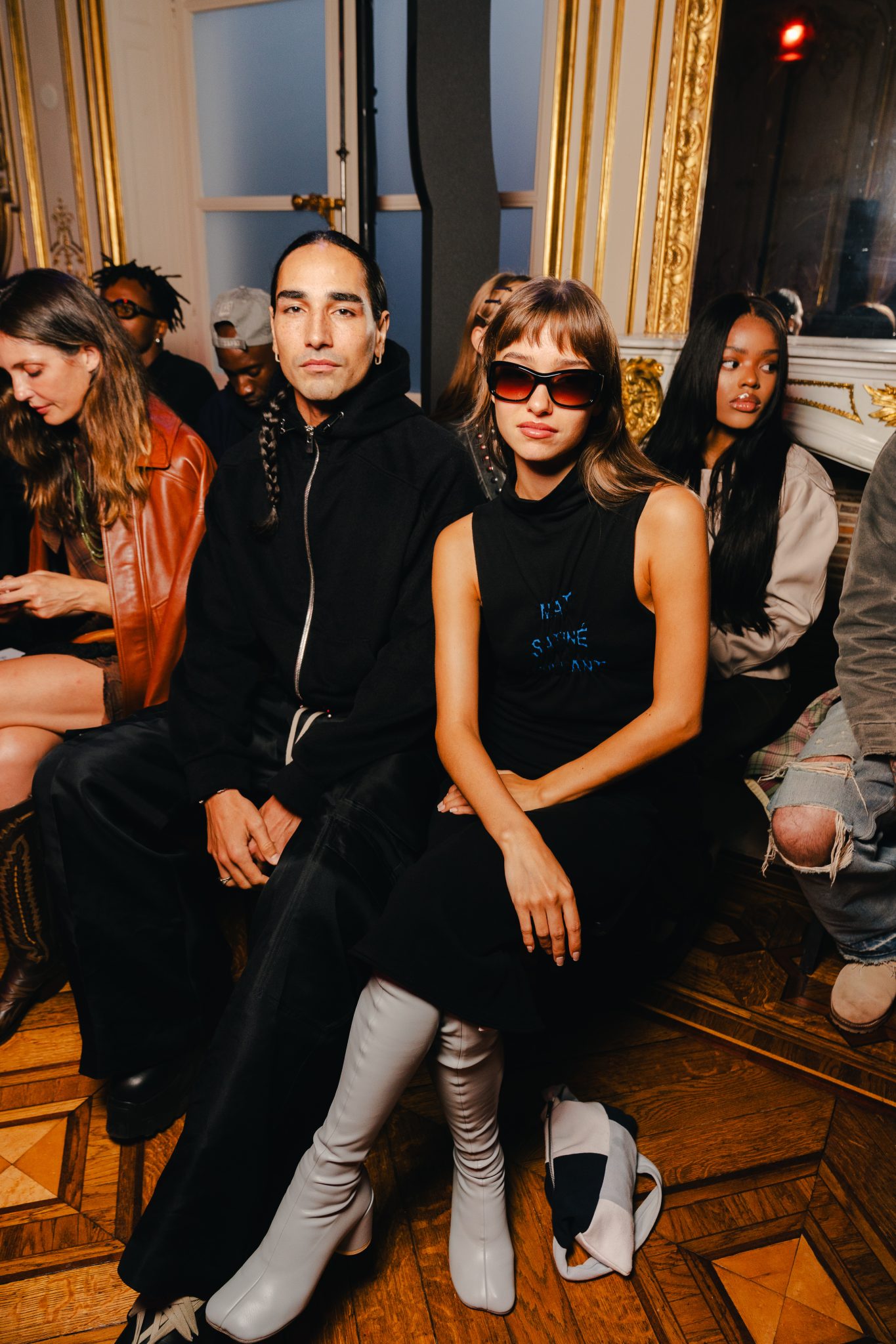  - Le premier défilé de Post Malone à Paris électrise la rentrée