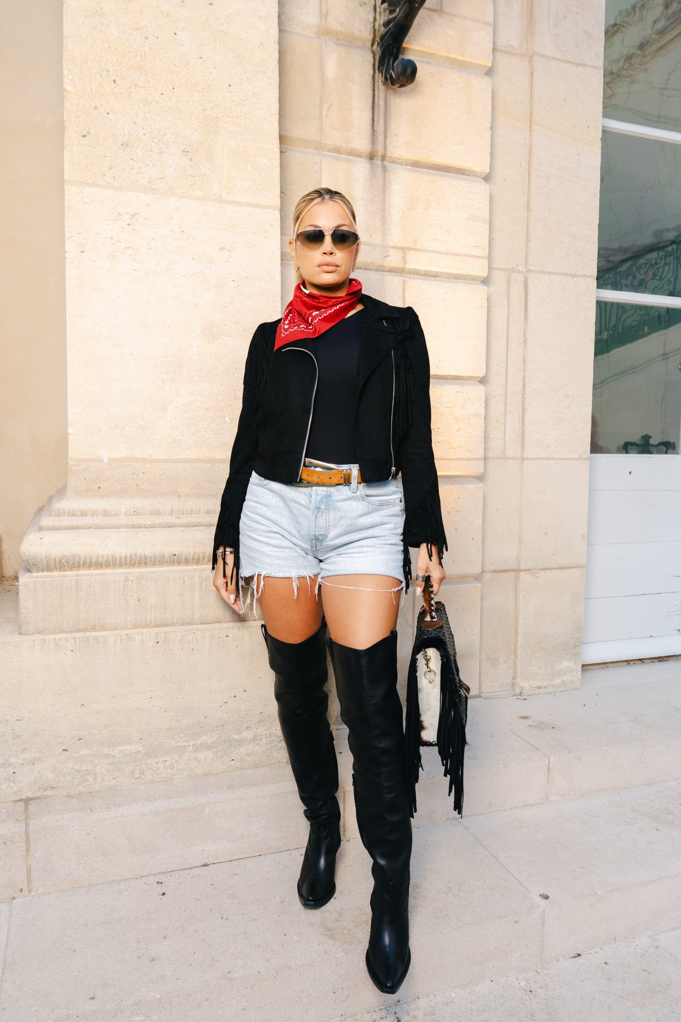  - Le premier défilé de Post Malone à Paris électrise la rentrée