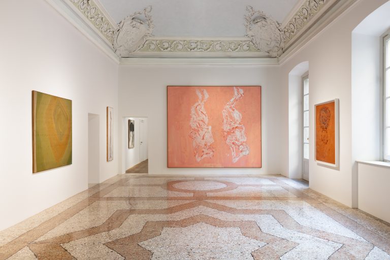 Thaddaeus Ropac fait dialoguer l’oeuvre de Georg Baselitz et Lucio Fontana dans sa nouvelle résidence italienne