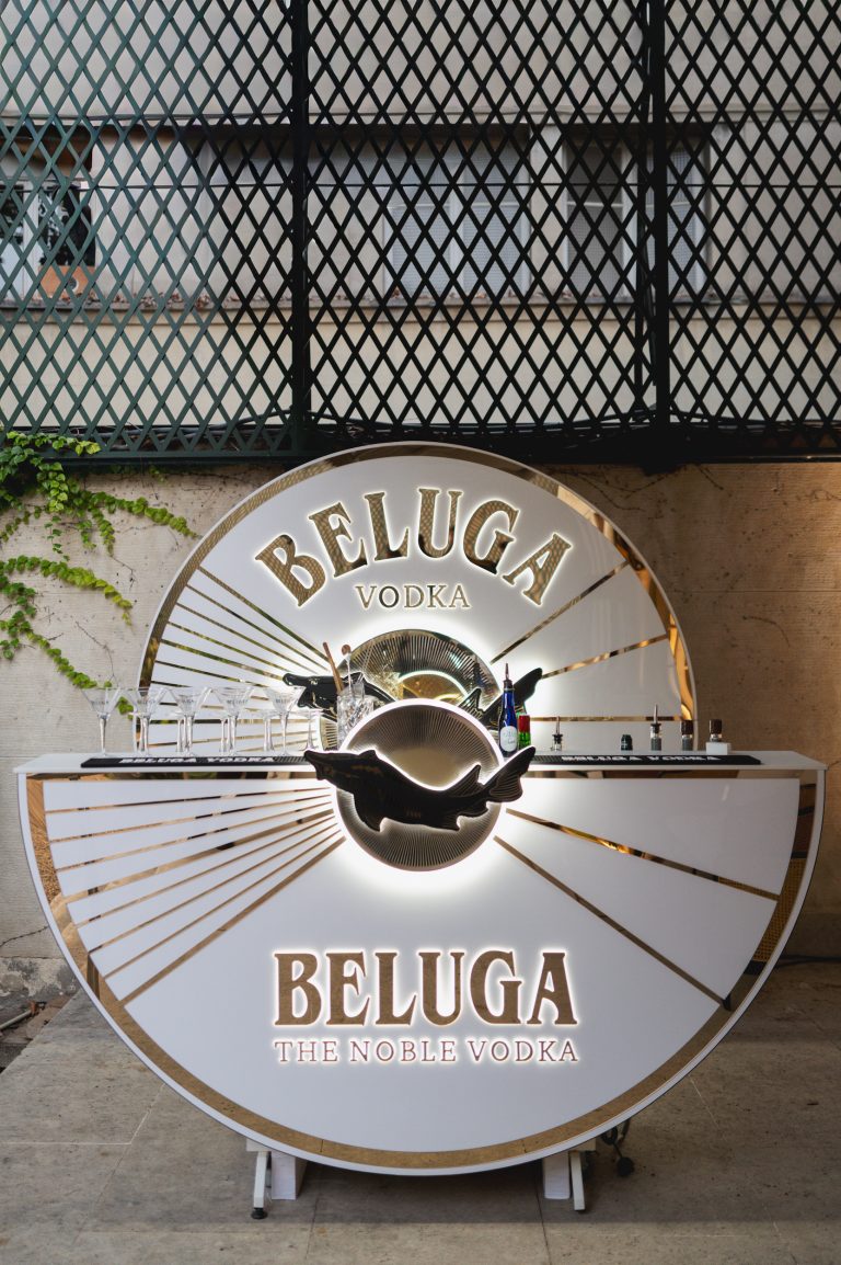 Beluga et Bernardaud présentent leur nouvelle carafe à décanter