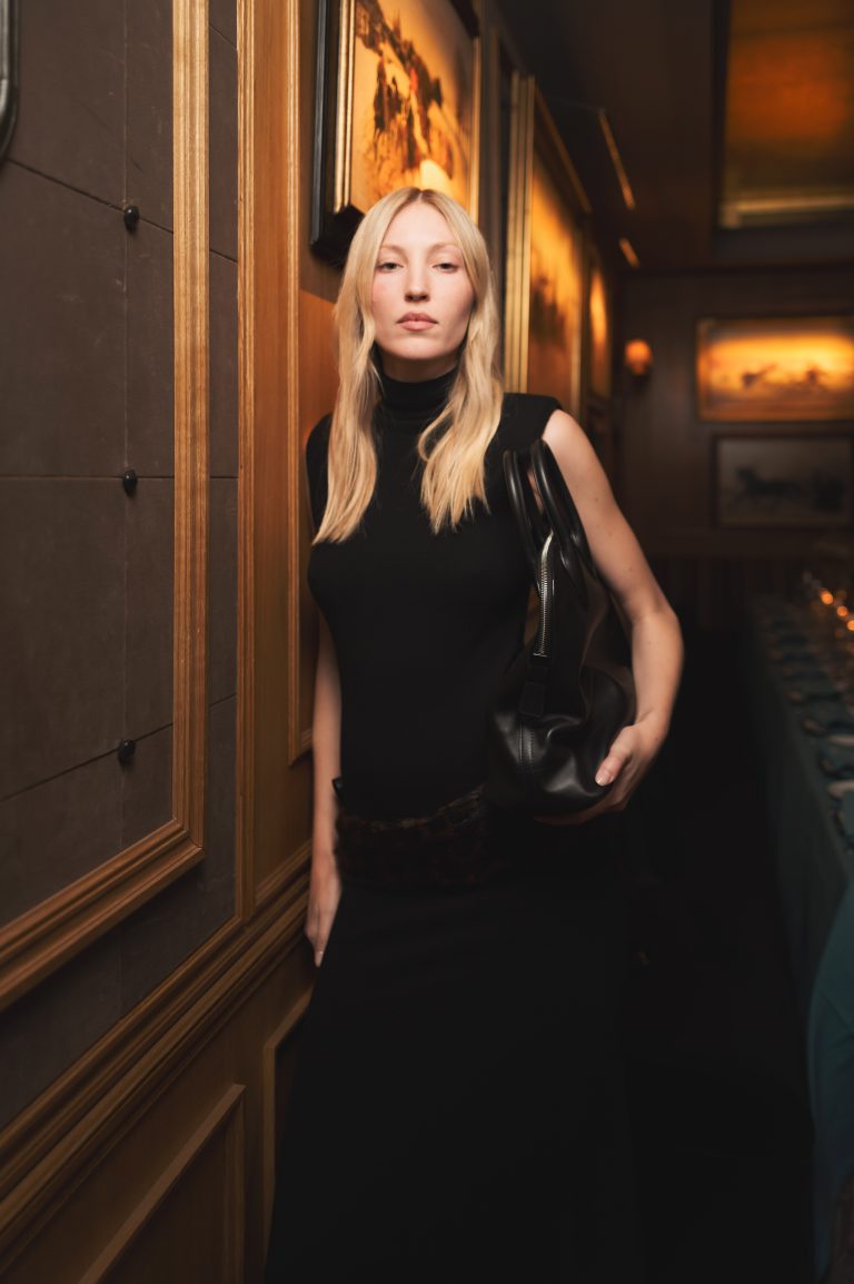  - Valextra célèbre la Fashion Week parisienne lors d’un dîner d’exception avec CR Fashion Book