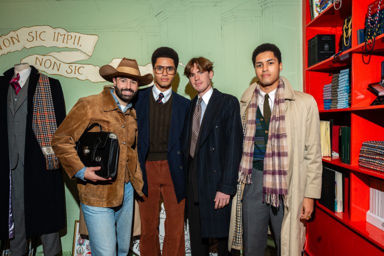  - Le savoir-faire exceptionnel de Fratelli Mocchia di Coggiola enfin disponible à Paris