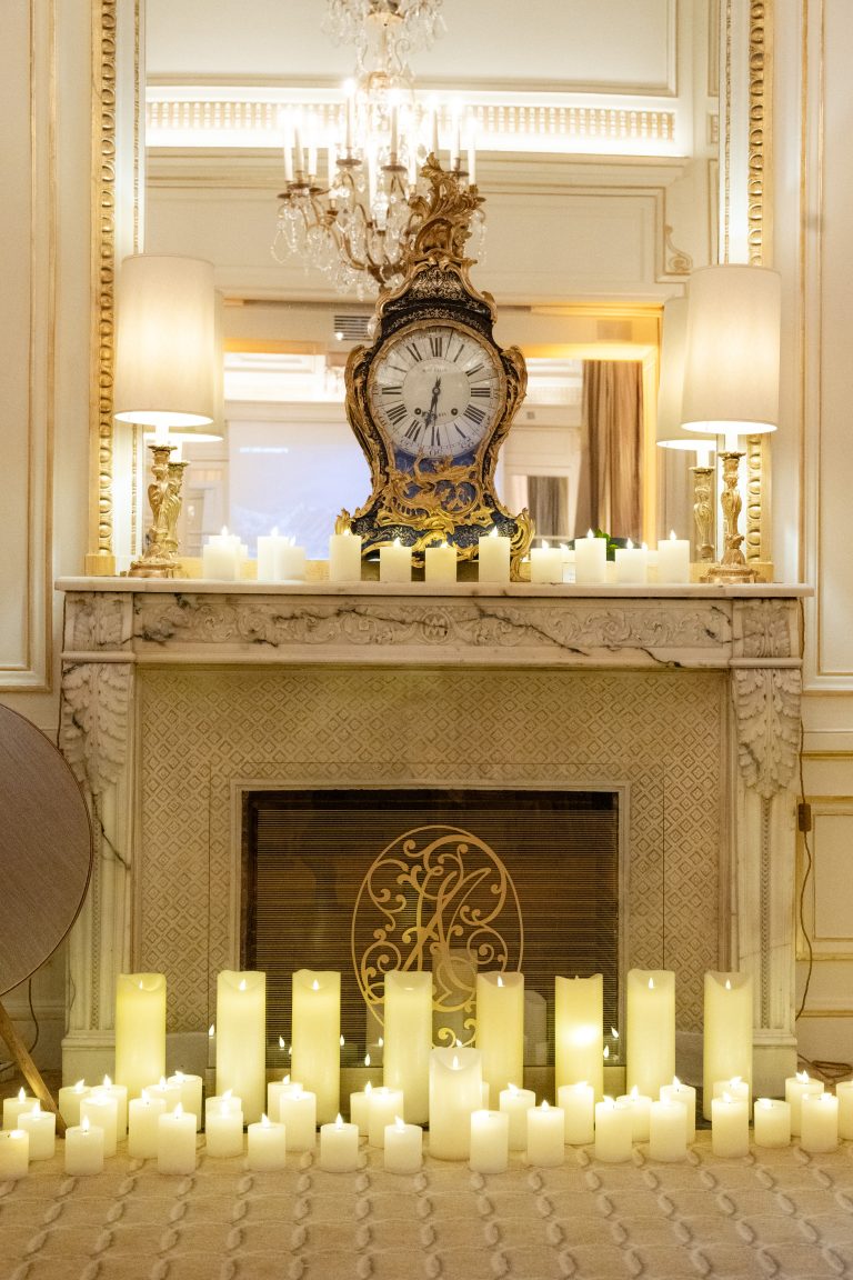 Maison Rama Rilys dévoile sa nouvelle collection lors d’un dîner poétique et couture au Plaza Athénée