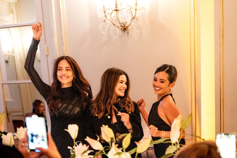  - Maison Rama Rilys dévoile sa nouvelle collection lors d’un dîner poétique et couture au Plaza Athénée