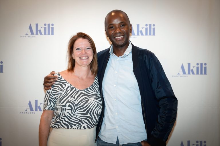  - Akili Partners bouscule les codes de la communication